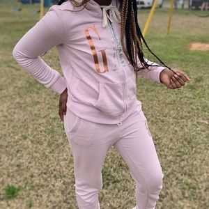 Gap sweat suit